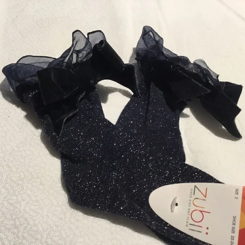 SALE. BUY 5/$10.  NWT Navy Girls Anklelts Sz 2.